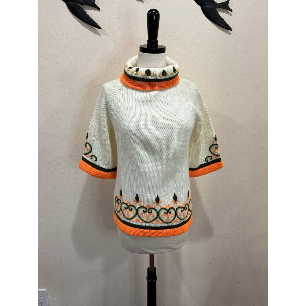 Vintage Kimlon by Miss Exquisite Hong Kong Hand Embroidered Sweater - M